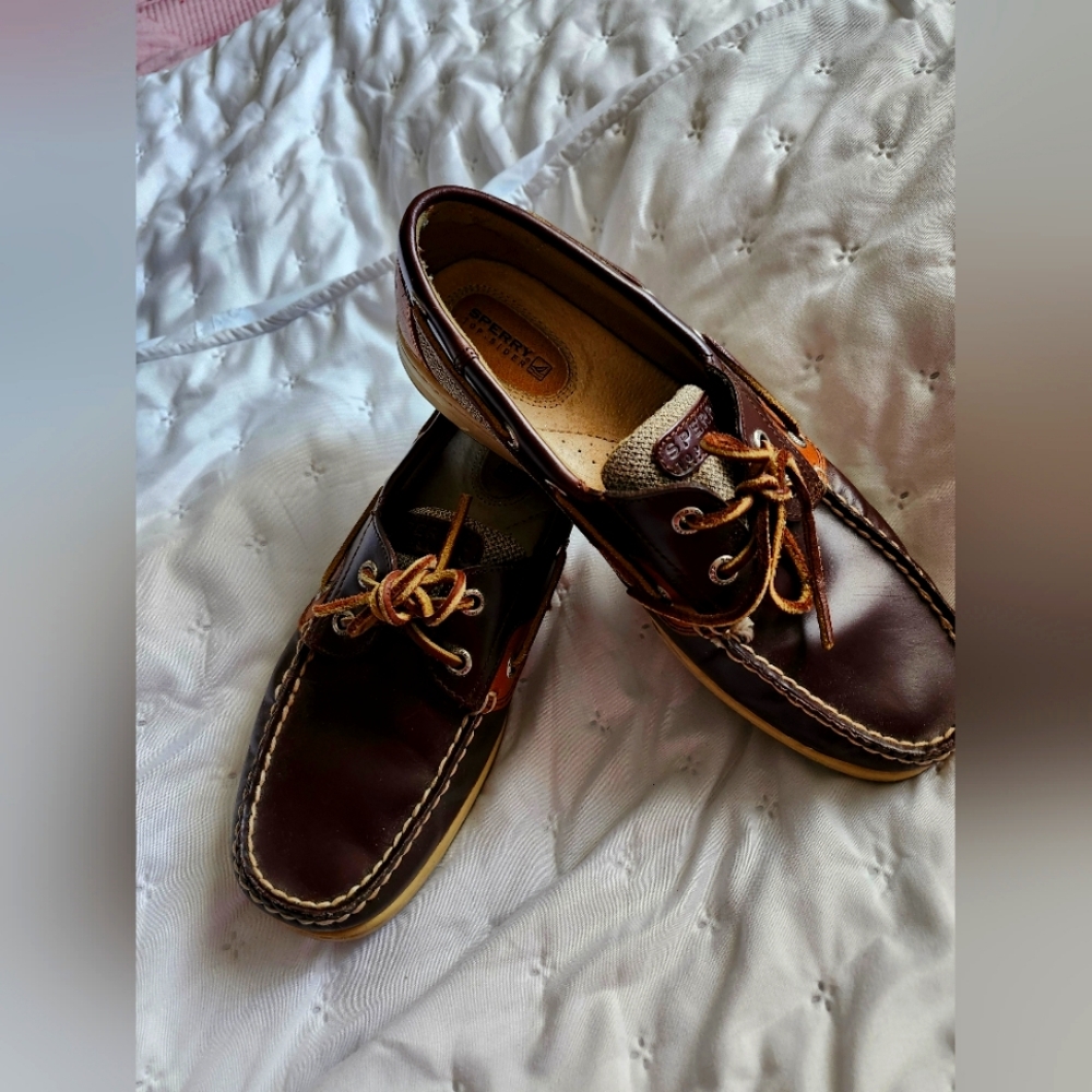 Sperry Topsider Leather Women's Size 8.5 boat shoes in EUC 🪅✨️👓 - Picture 3 of 5